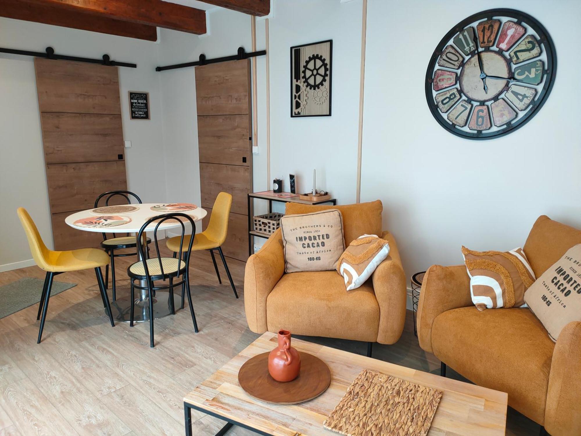 Le Ptit Atelier, Appartement Cosy A Champagnole Exterior photo